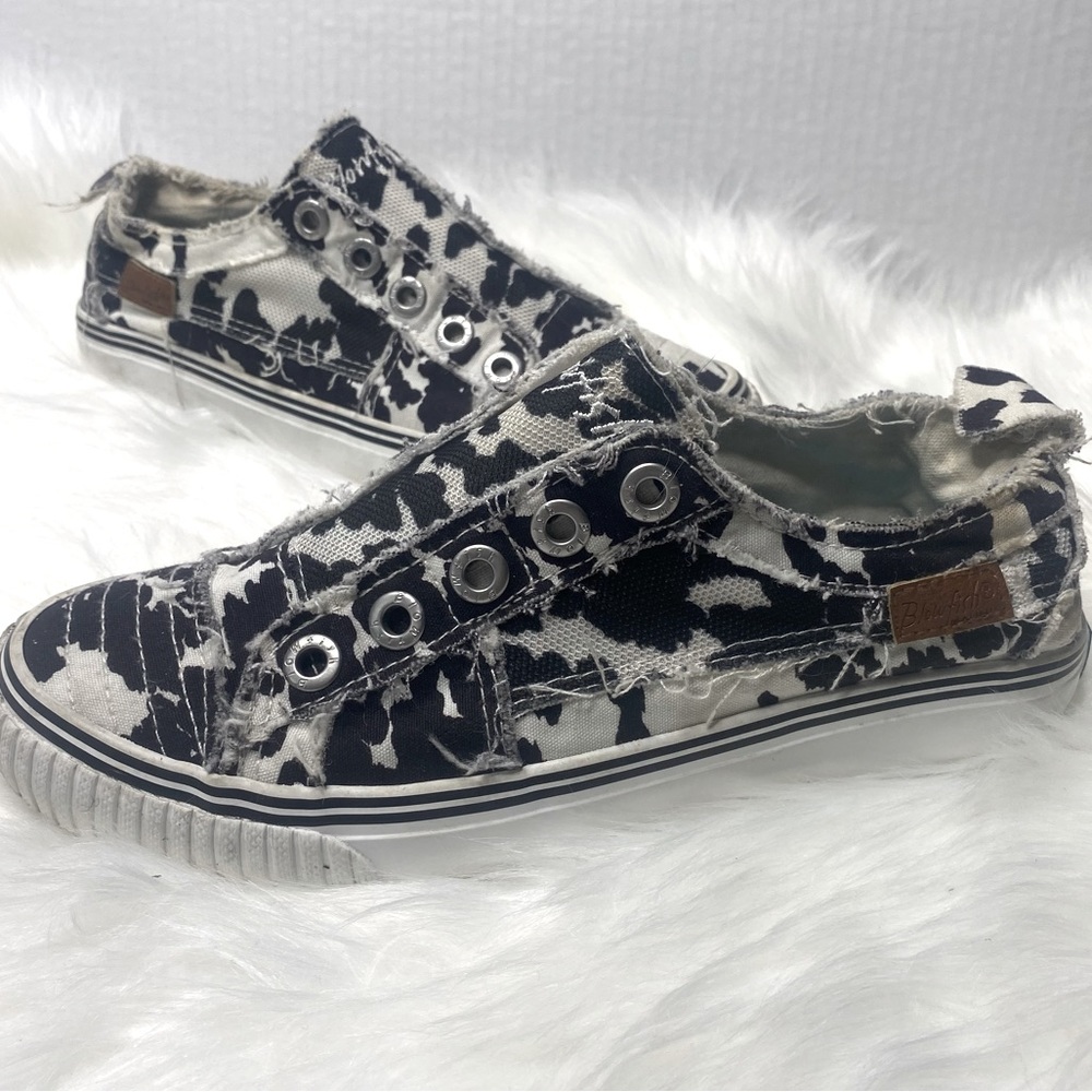Blowfish black white cow print slip on causal sneakers size 6